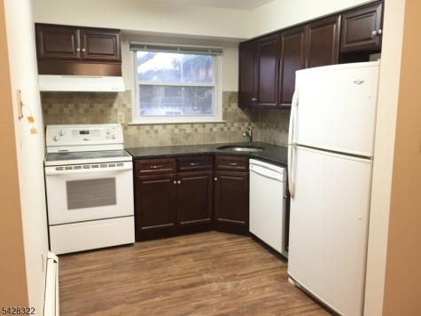 28 Deanna Drive Hillsborough NJ 08844