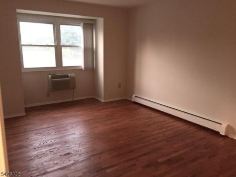 28 Deanna Drive Hillsborough NJ 08844