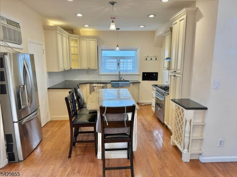 383 Dakota Street Paterson NJ 07503