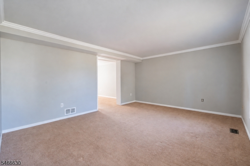 32 Smith Street Metuchen NJ 08840