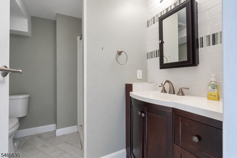 32 Smith Street Metuchen NJ 08840