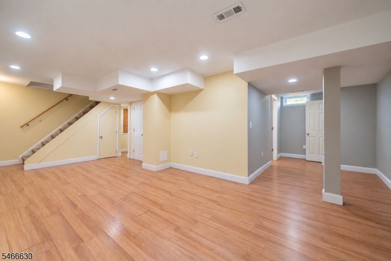 32 Smith Street Metuchen NJ 08840