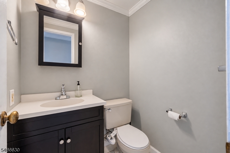 32 Smith Street Metuchen NJ 08840