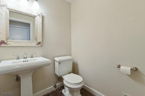 32 E Main Street Mendham NJ 07960