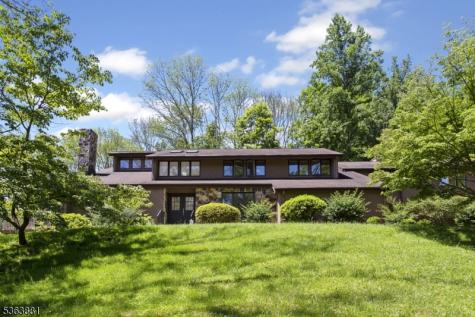 32 E Main Street Mendham NJ 07960
