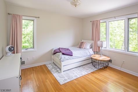 32 E Main Street Mendham NJ 07960