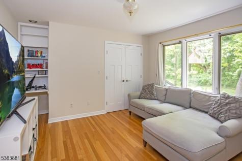 32 E Main Street Mendham NJ 07960