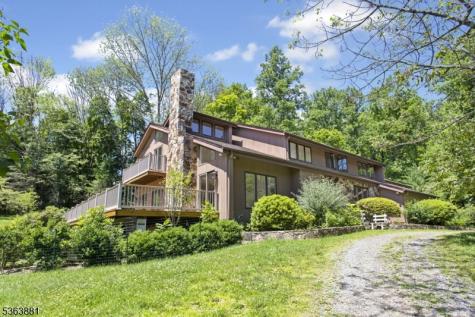 32 E Main Street Mendham NJ 07960