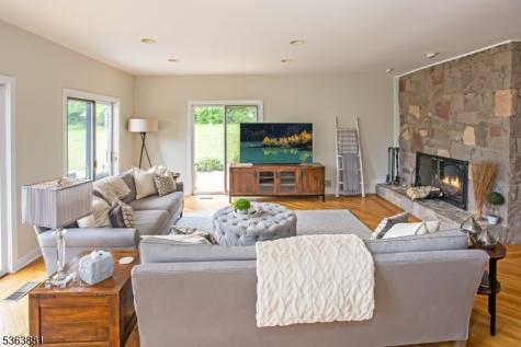 32 E Main Street Mendham NJ 07960