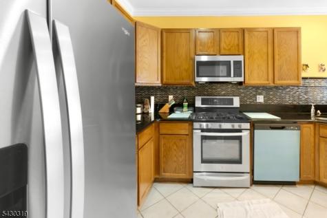 72 Albert Court Parsippany-troy Hills NJ 07054