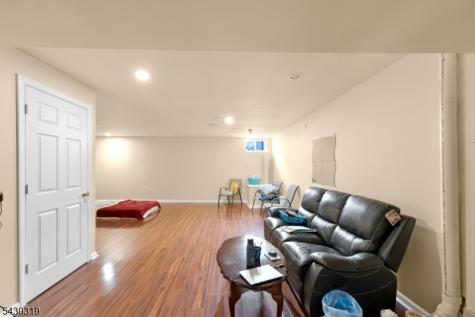 72 Albert Court Parsippany-troy Hills NJ 07054