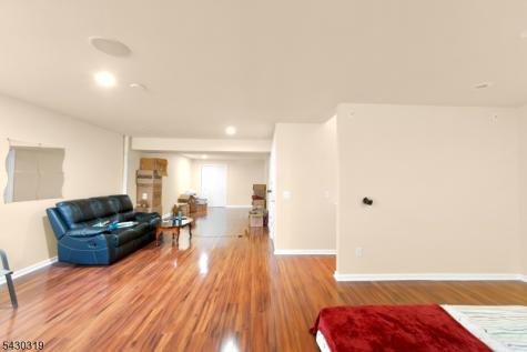72 Albert Court Parsippany-troy Hills NJ 07054