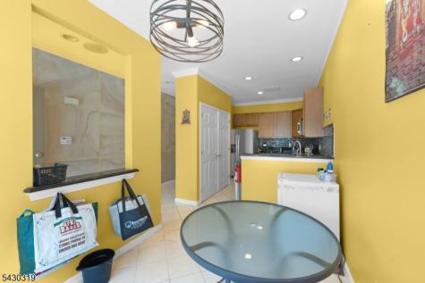 72 Albert Court Parsippany-troy Hills NJ 07054