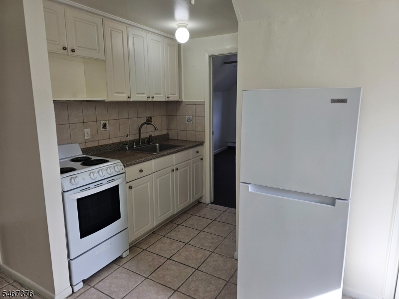 329 Madison Avenue Paterson NJ 07524