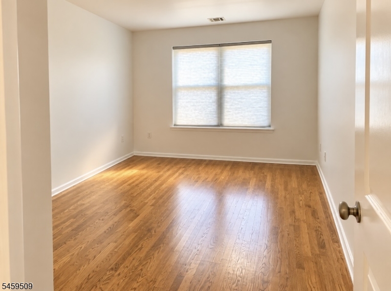 92 Willow Street Bloomfield NJ 07003