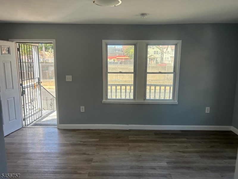 232 Eastern Parkway Irvington NJ 07111