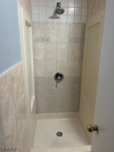 232 Eastern Parkway Irvington NJ 07111