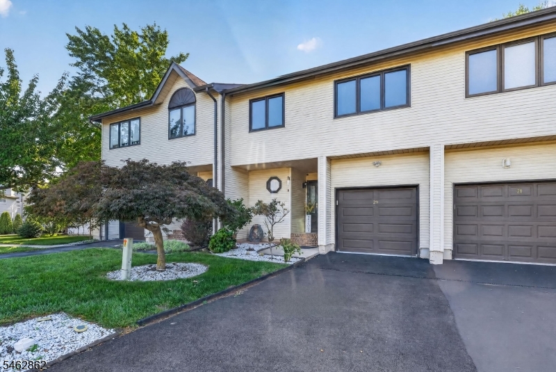 29 Olive Court Raritan NJ 08822