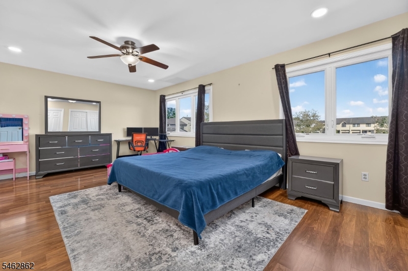 29 Olive Court Raritan NJ 08822