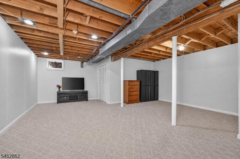 29 Olive Court Raritan NJ 08822