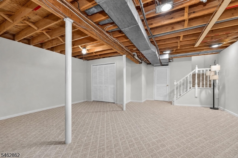 29 Olive Court Raritan NJ 08822
