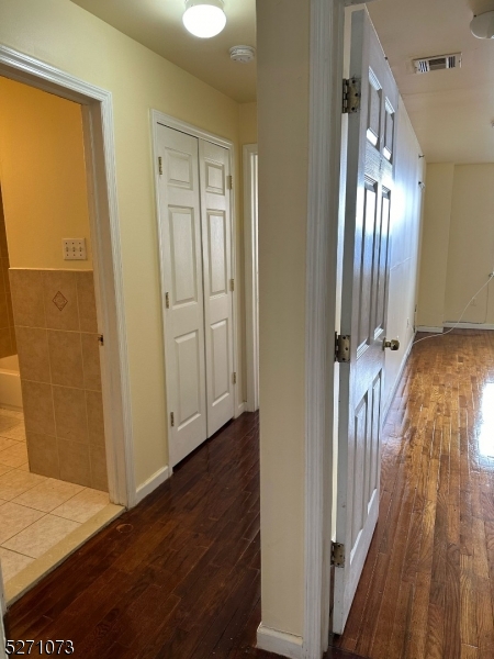 473 Clinton Avenue Newark NJ 07108