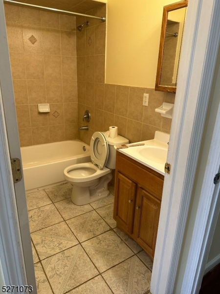 473 Clinton Avenue Newark NJ 07108