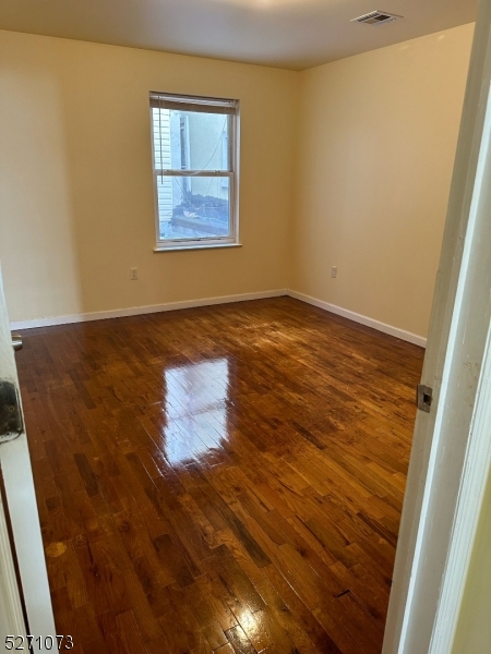 473 Clinton Avenue Newark NJ 07108