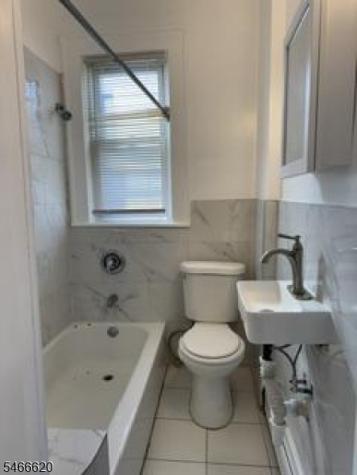 77 Center Street Clifton NJ 07011