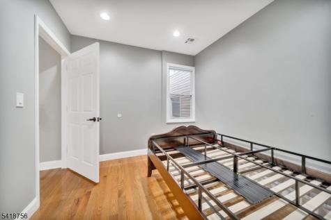 518 Summer Street Paterson NJ 07501