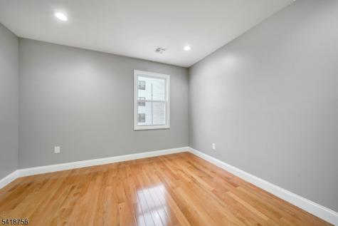518 Summer Street Paterson NJ 07501