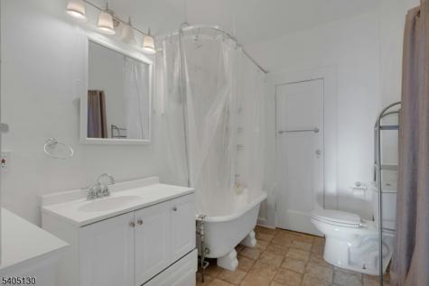 11 Crestmont Road Verona NJ 07044