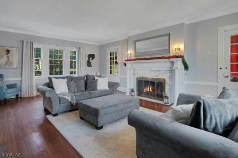 11 Crestmont Road Verona NJ 07044