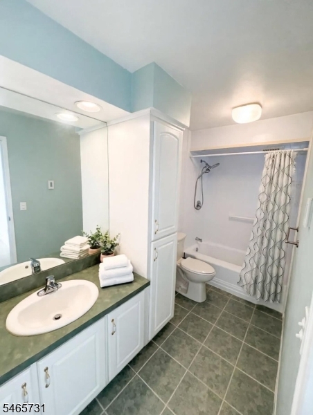 464 Liberty Street Little Ferry NJ 07643
