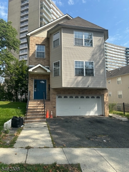 54 Melrose Avenue East Orange NJ 07018