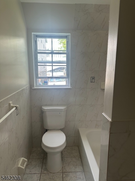 54 Melrose Avenue East Orange NJ 07018