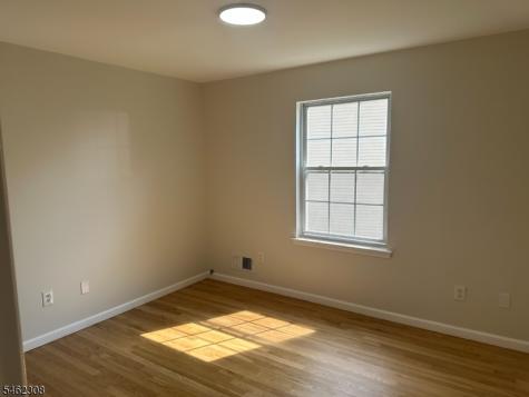 54 Melrose Avenue East Orange NJ 07018