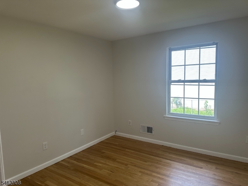 54 Melrose Avenue East Orange NJ 07018