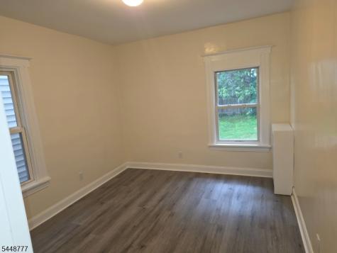 212 Park Avenue East Orange NJ 07017
