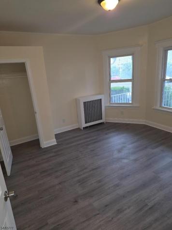 212 Park Avenue East Orange NJ 07017