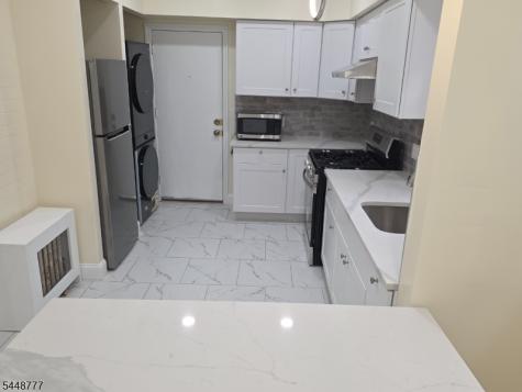 212 Park Avenue East Orange NJ 07017