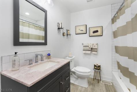 39 Park Terrace Caldwell Boro NJ 07006
