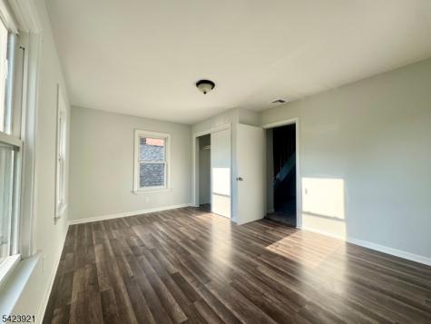 1936 Barnett Street Rahway NJ 07065