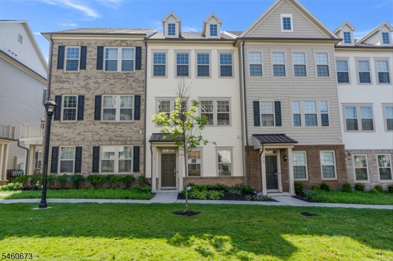 17 Gala Court Livingston NJ 07039