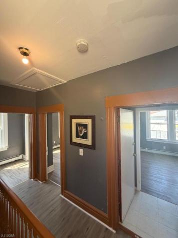 32 Rosehill Place Irvington NJ 07111