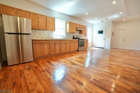131 Sylvan Ave 2nd Fl Newark NJ 07104