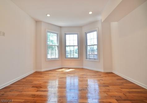131 Sylvan Ave 2nd Fl Newark NJ 07104