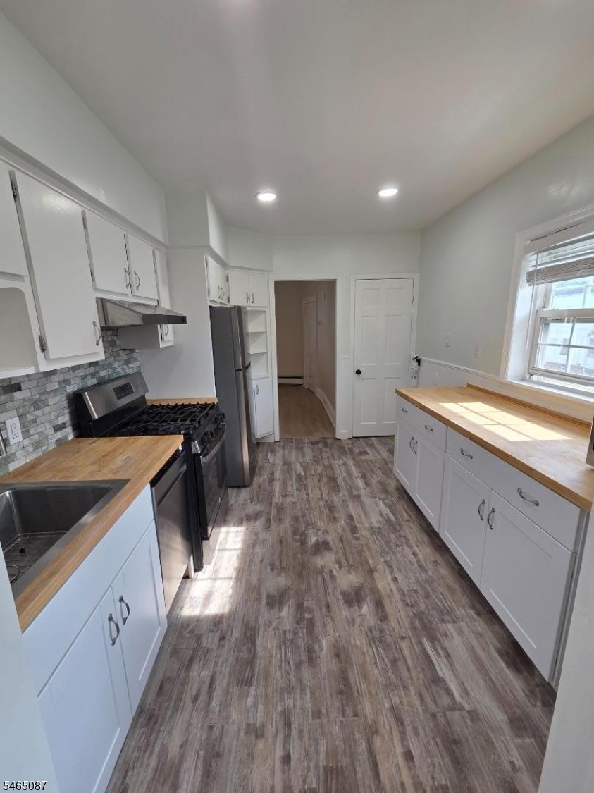 31 Meade Street West Orange NJ 07052