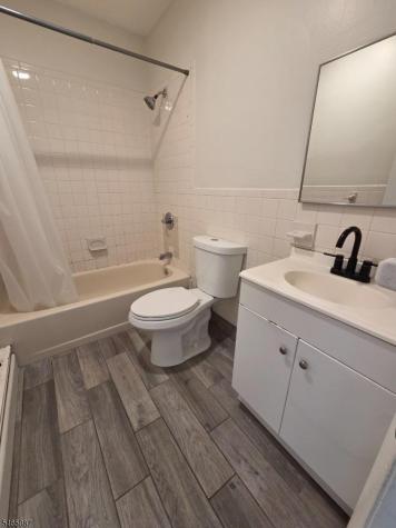 31 Meade Street West Orange NJ 07052