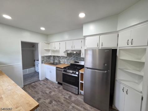 31 Meade Street West Orange NJ 07052